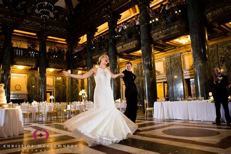 first dance before or after dinner: The timing of social gatherings